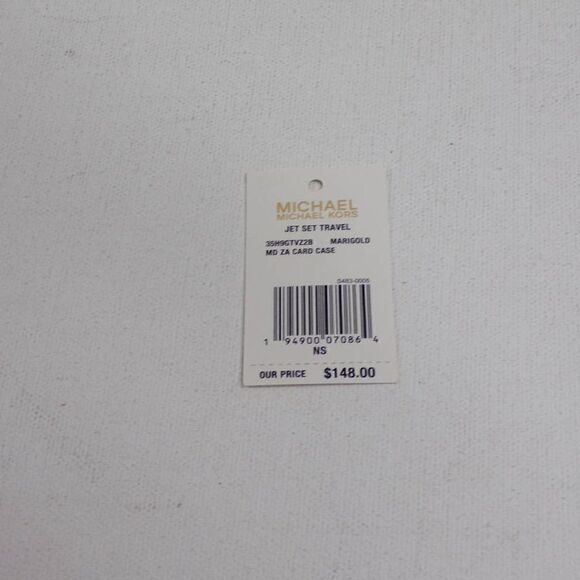 Michael Kors Jet set travel Wallet NWT - Picture 4 of 4